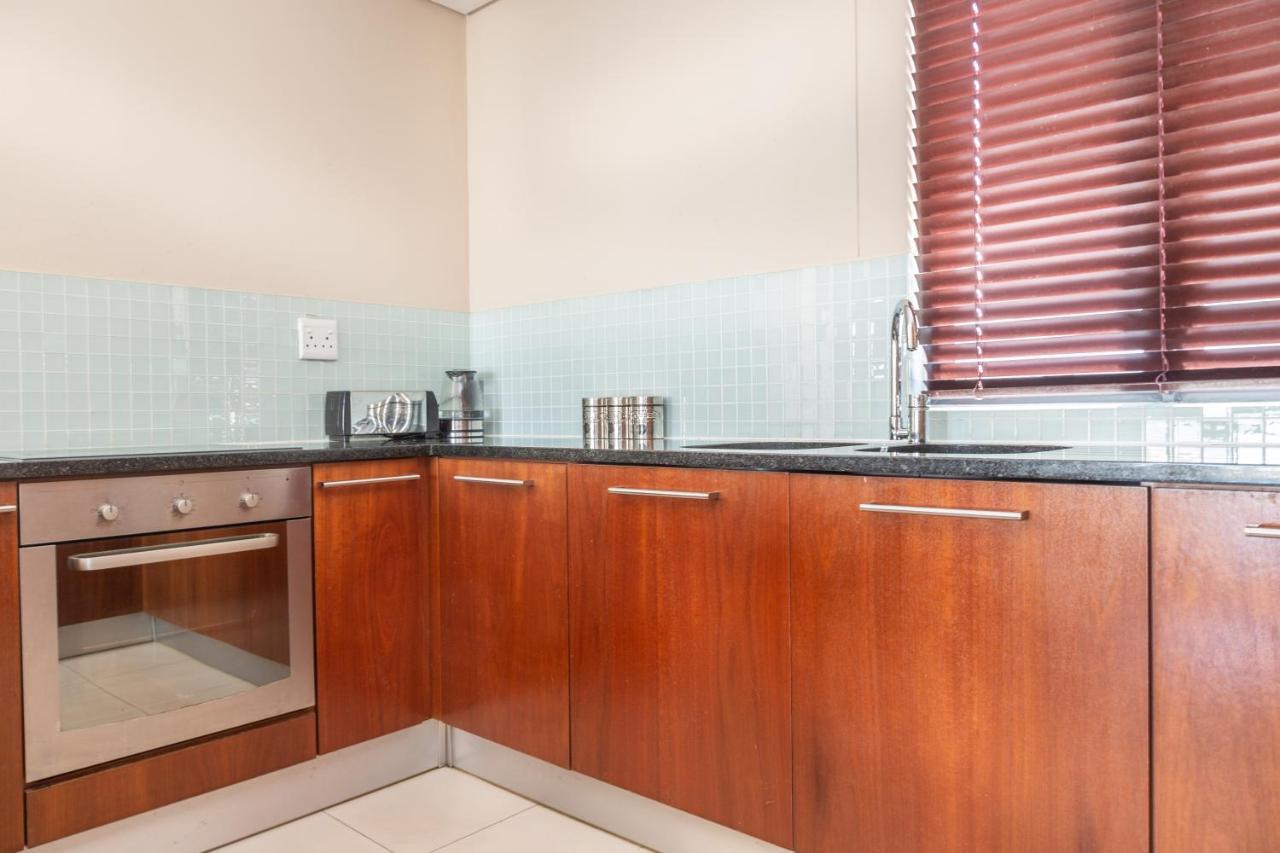 Eden On The Bay Luxury Apartments 183, 262, Blouberg, Cape Town Блаубергстранд Экстерьер фото